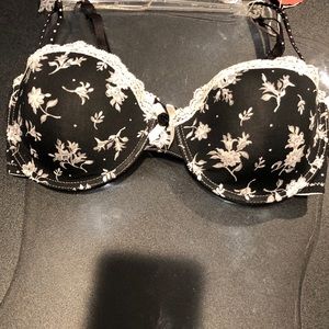 Bra and underwear set